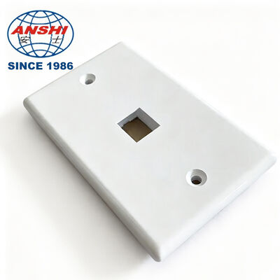 Placca a muro standard USA da 1 a 6 moduli, copertura frontale per presa di rete in ABS ignifugo